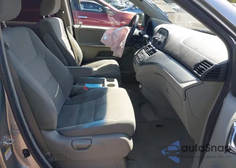 2010 Honda Odyssey Ex z USA, uszkodzony, nr VIN 5FNRL3H48AB038702